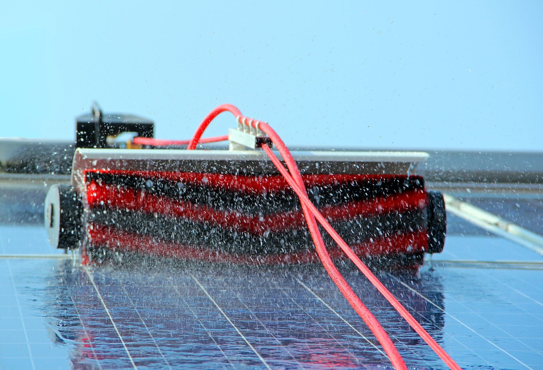 Reinigung Photovoltaikanlagen Reinigung Photovoltaikanlagen